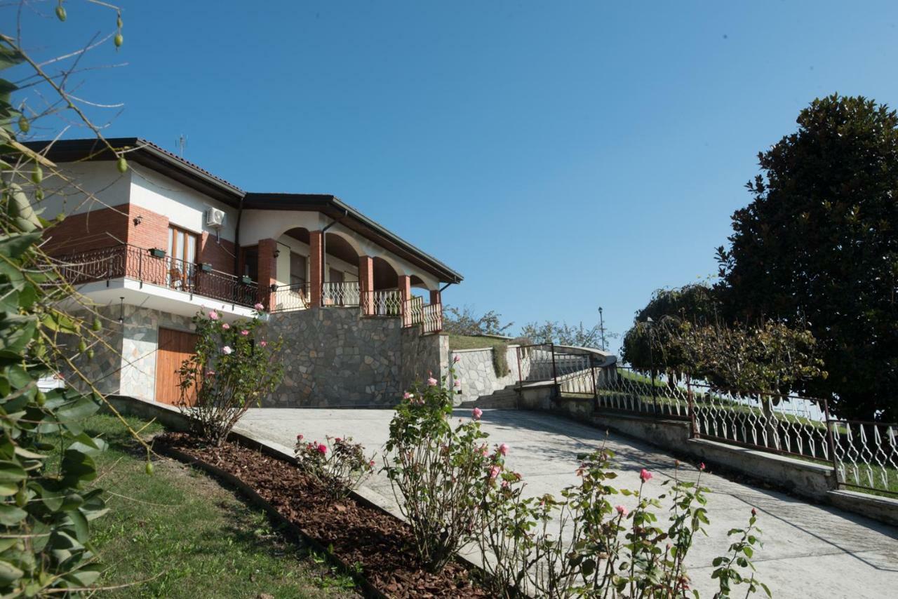 Casa Serena Solonghello ภายนอก รูปภาพ
